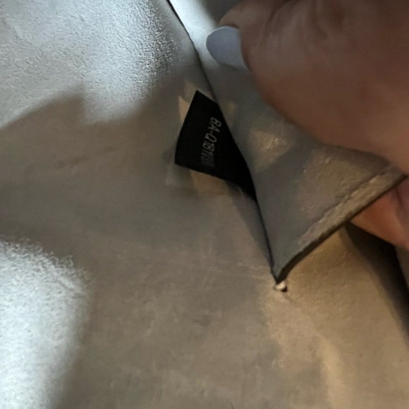 VALENTINO GARAVANI ROCKSTUD
CROSSBODY - Picture 8 of 10